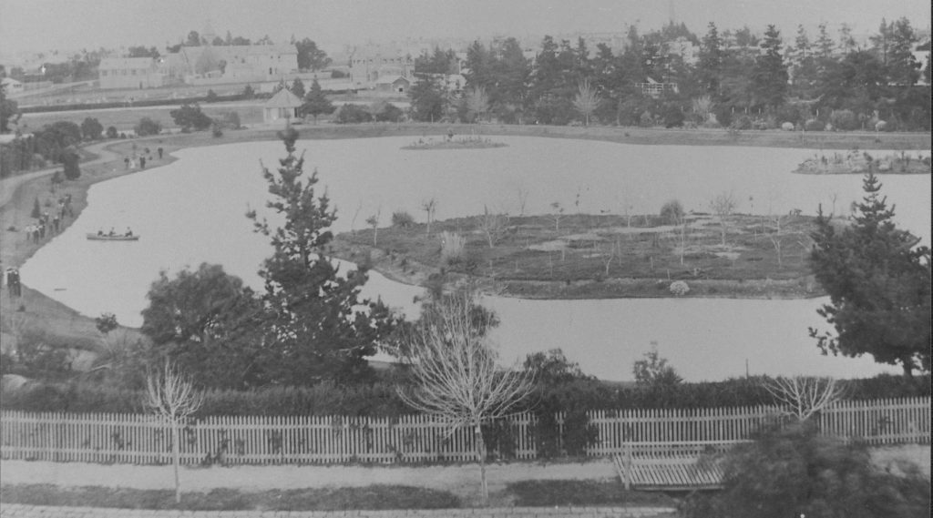 Queens Park 1899-2 1800